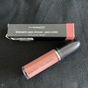 Matte Liquid Lipcolour